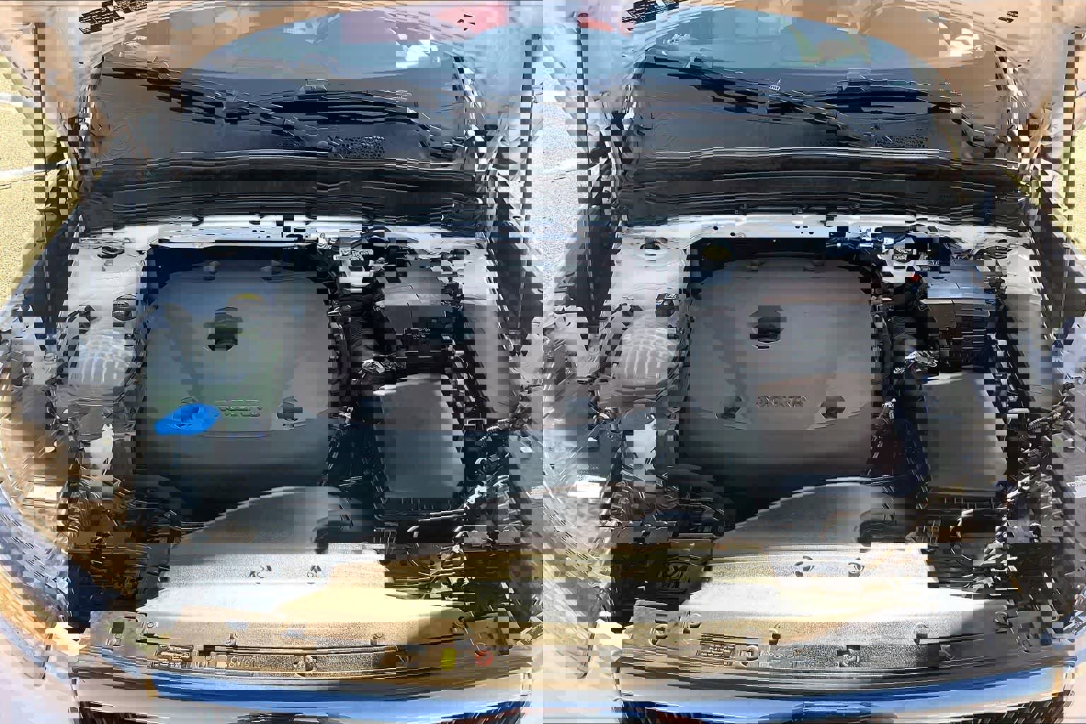 Used 2019 Volvo XC40 T5 Momentum image 9