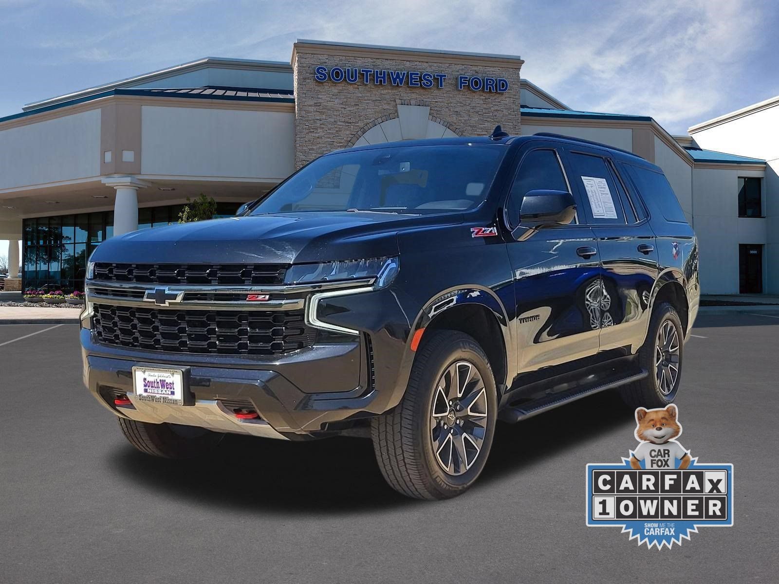 Used 2021 Chevrolet Tahoe Z71 w/ Rear Media and Nav Package AWD/4WD image 1