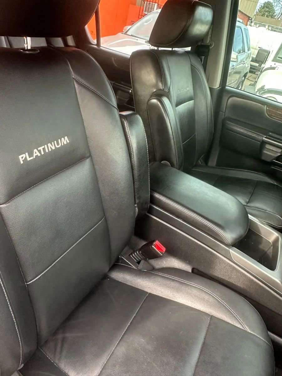 Used 2014 Nissan Armada Platinum image 34
