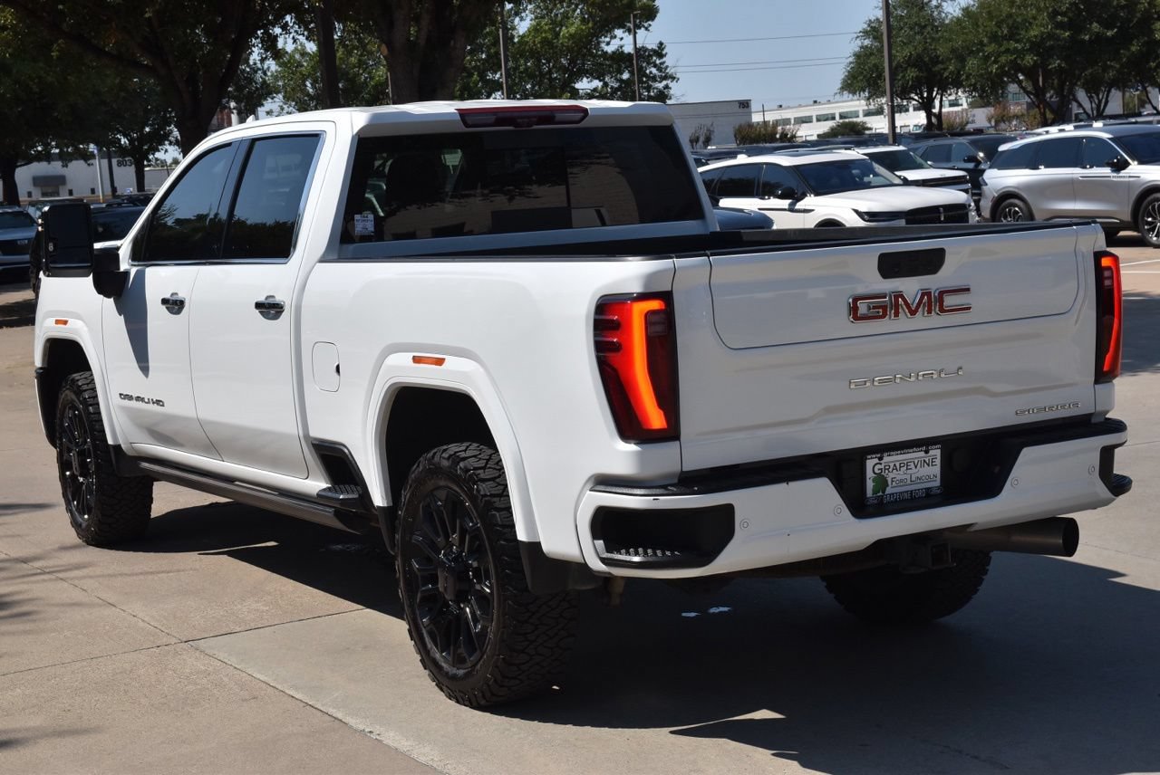 Used 2024 GMC Sierra 2500 Denali w/ Denali Reserve Package AWD/4WD image 10