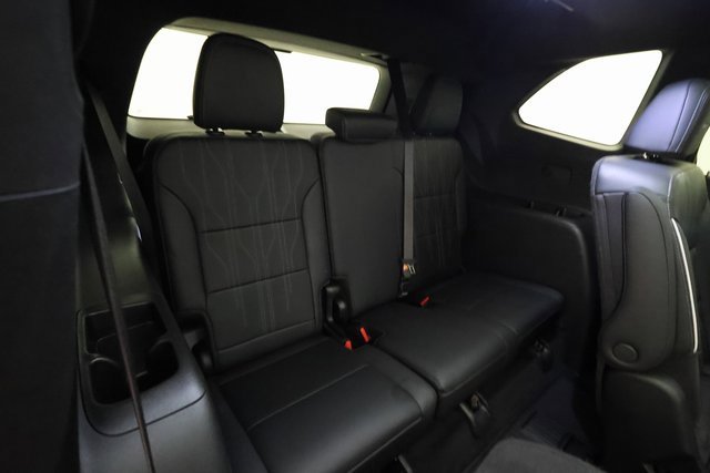 Certified 2025 Buick Enclave Avenir w/ Super Cruise Package image 23