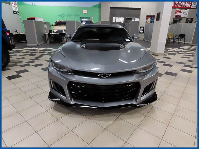Used 2023 Chevrolet Camaro ZL1 image 2