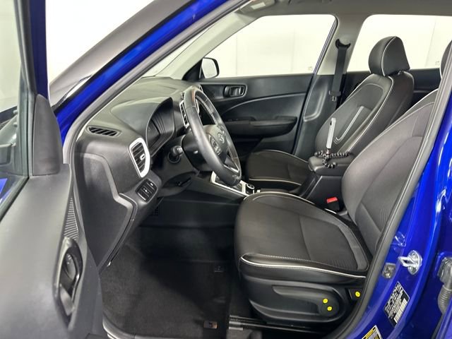 Certified 2023 Hyundai Venue Limited image 11