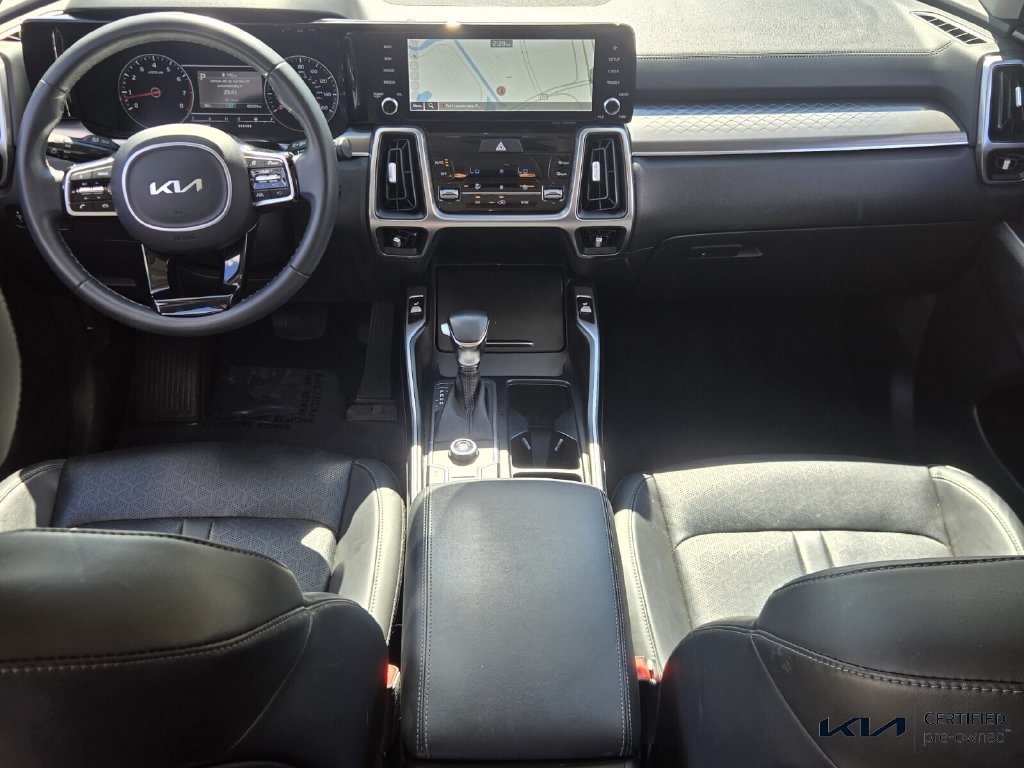 Certified 2023 Kia Sorento S FWD image 12