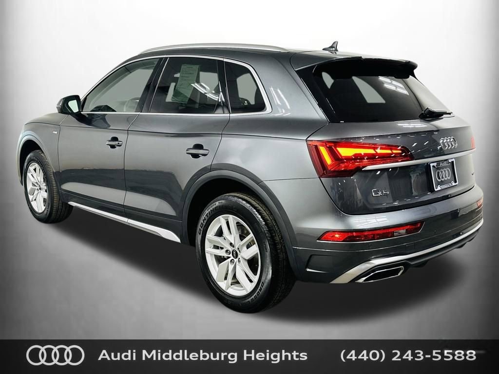 Certified 2023 Audi Q5 2.0T Premium w/ Convenience Package AWD/4WD image 5