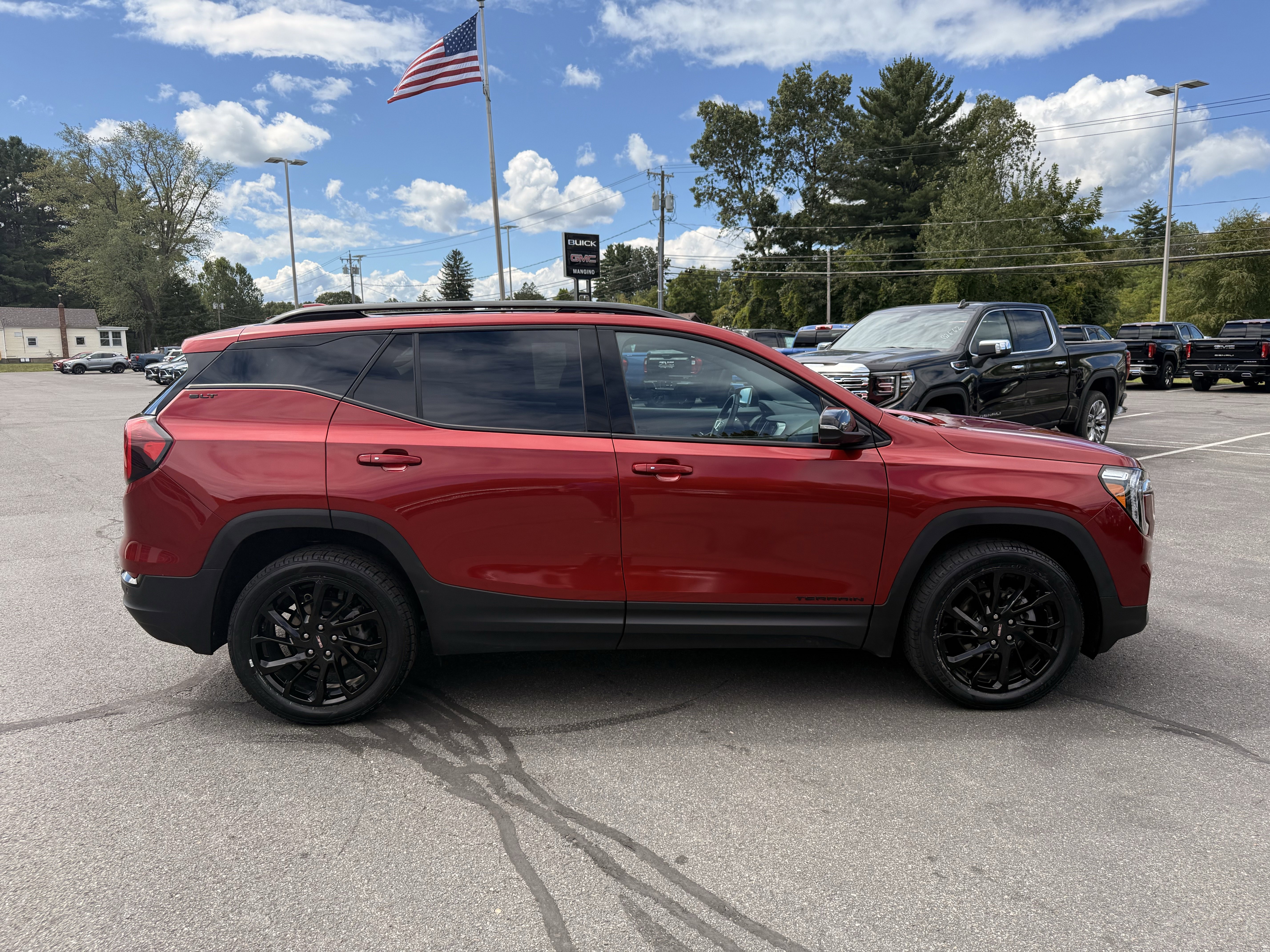 Certified 2023 GMC Terrain SLT w/ Tech Package image 6