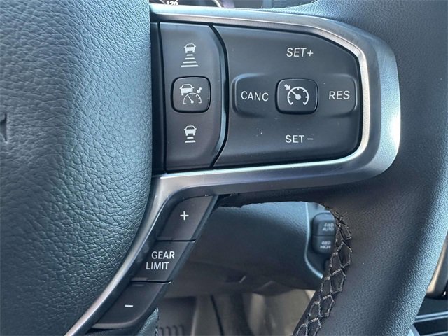 New 2026 RAM 1500 4x4 Crew Cab image 27