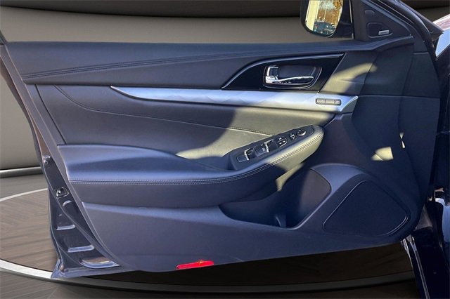 Used 2018 Nissan Maxima SR w/ Midnight Edition image 20