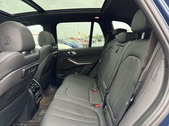 Used 2022 BMW X5 xDrive40i w/ Premium Package AWD/4WD image 7
