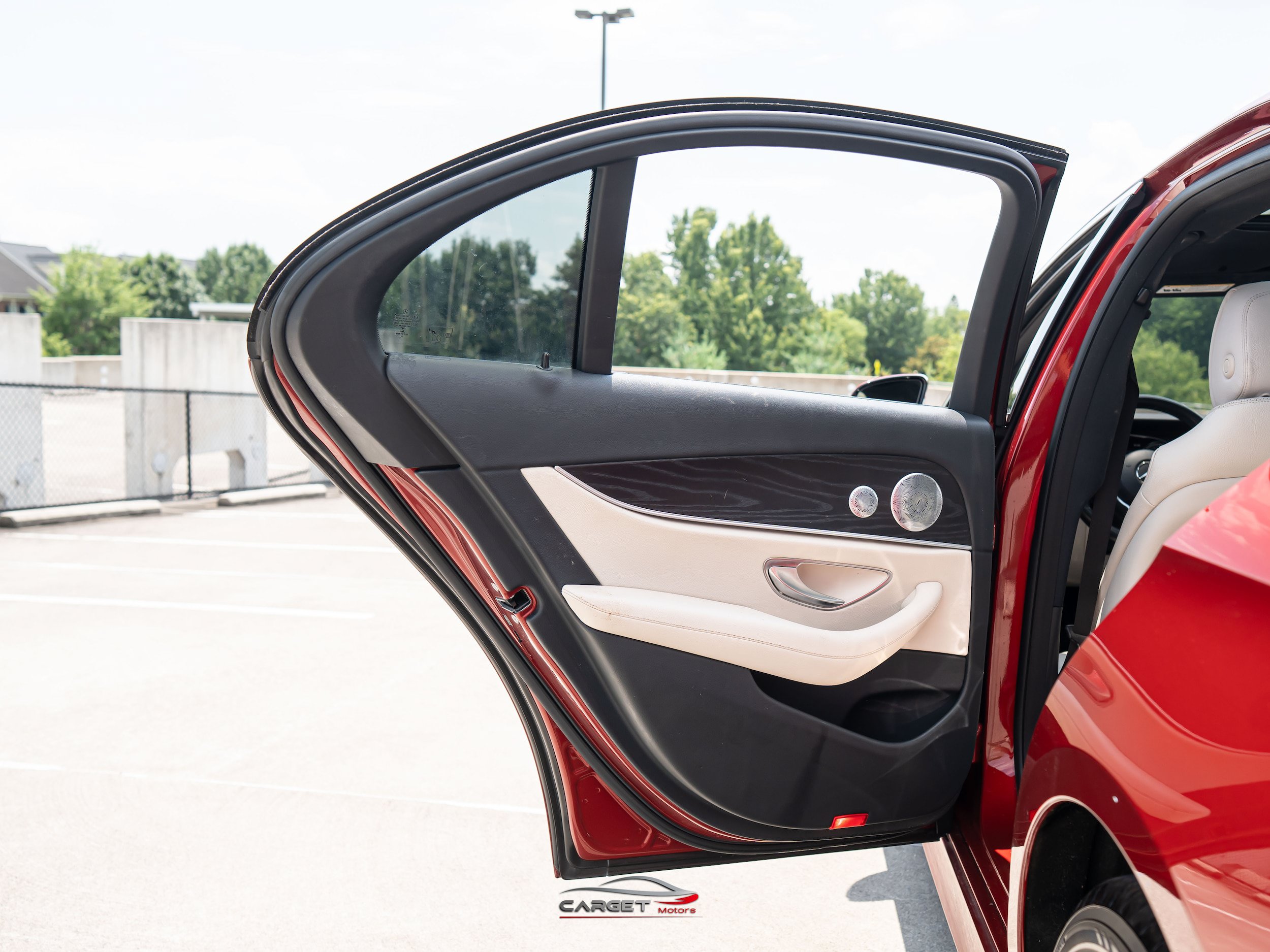 Used 2019 Mercedes-Benz E 300 image 44