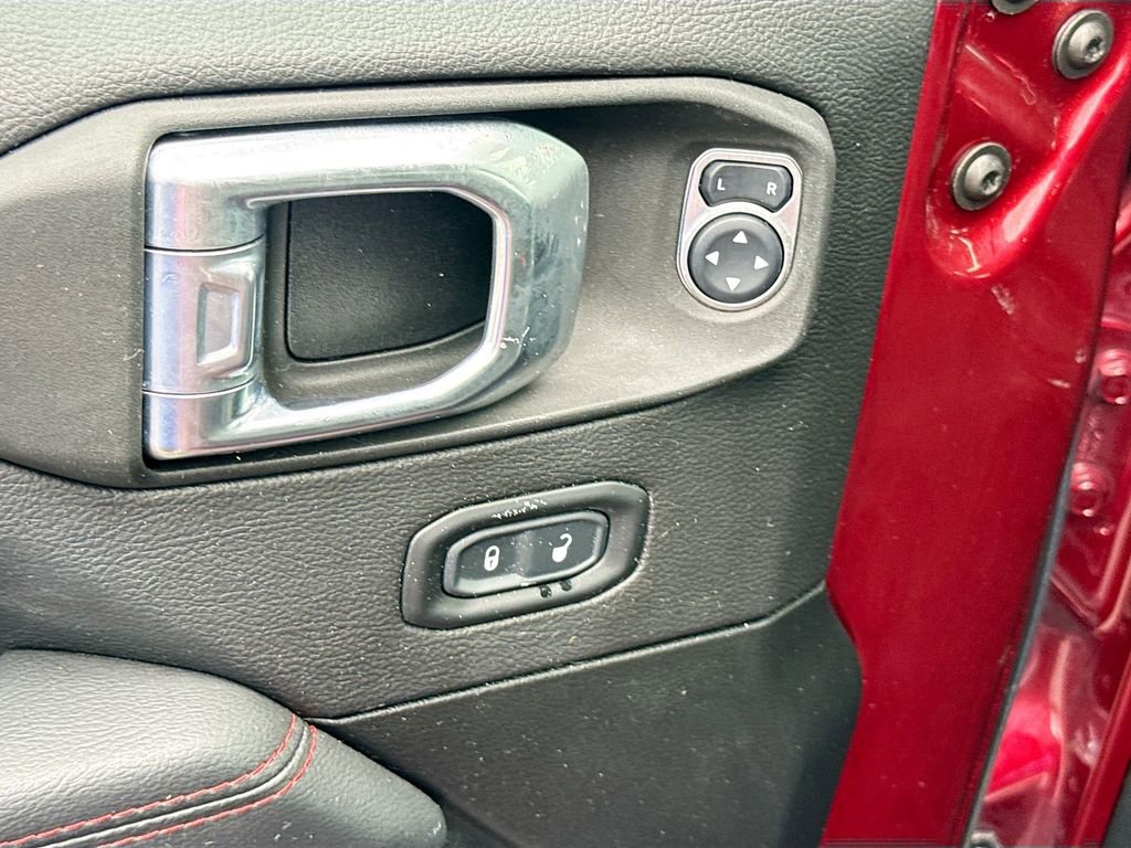 Used 2021 Jeep Gladiator Rubicon AWD/4WD image 19