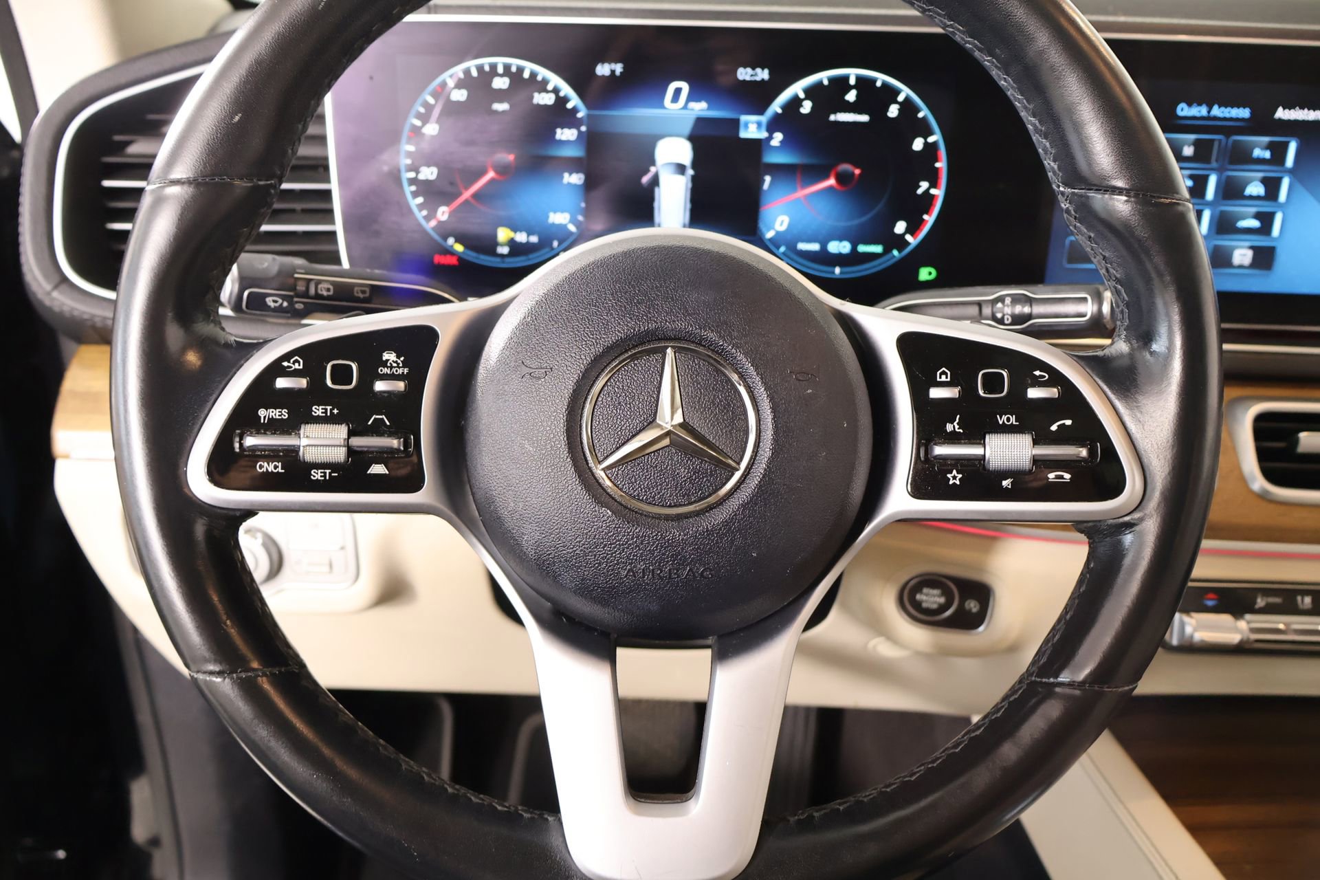 Used 2021 Mercedes-Benz GLS 450 4MATIC image 3