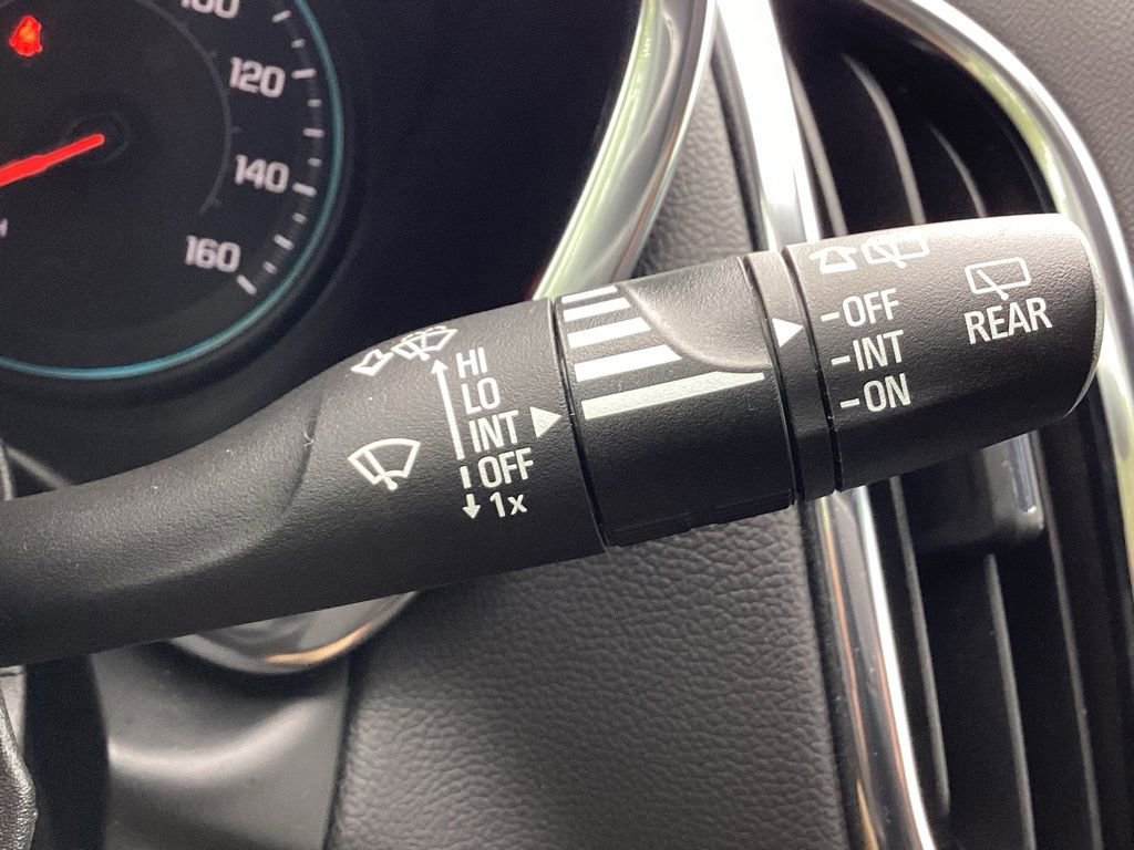 Used 2024 Chevrolet Equinox LT image 32