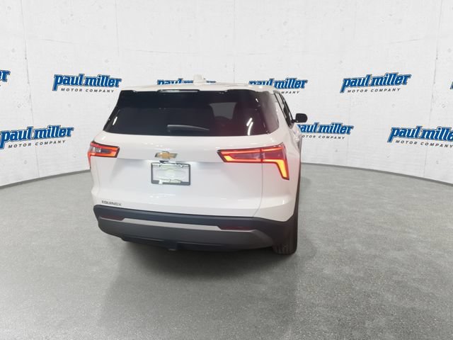 Used 2025 Chevrolet Equinox LT w/ Safety and Technology Package FWD image 9