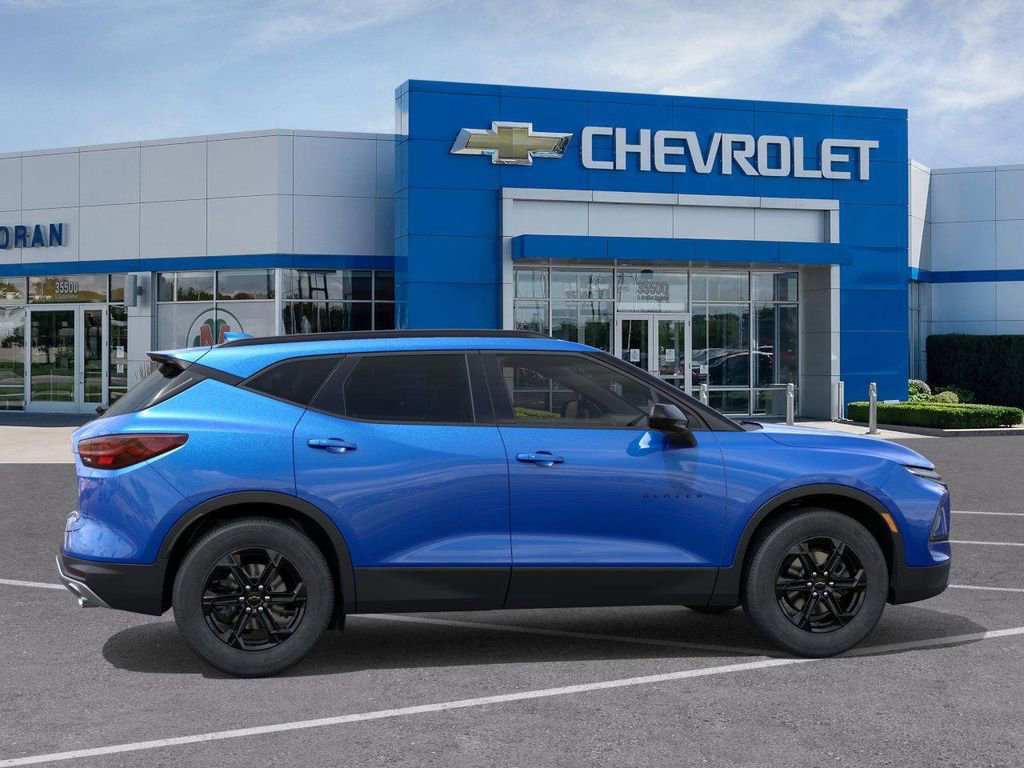 New 2025 Chevrolet Blazer LT w/ Convenience Package image 5