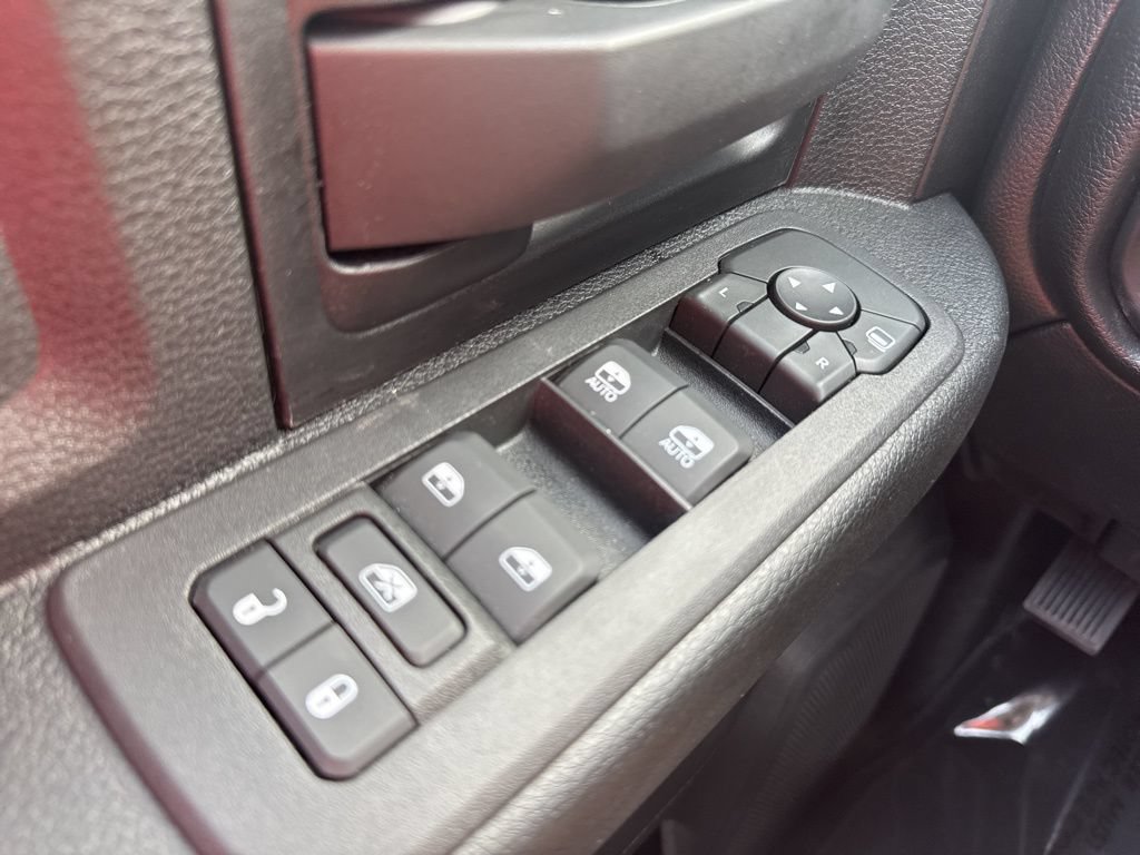 New 2026 RAM 2500 Tradesman AWD/4WD image 9