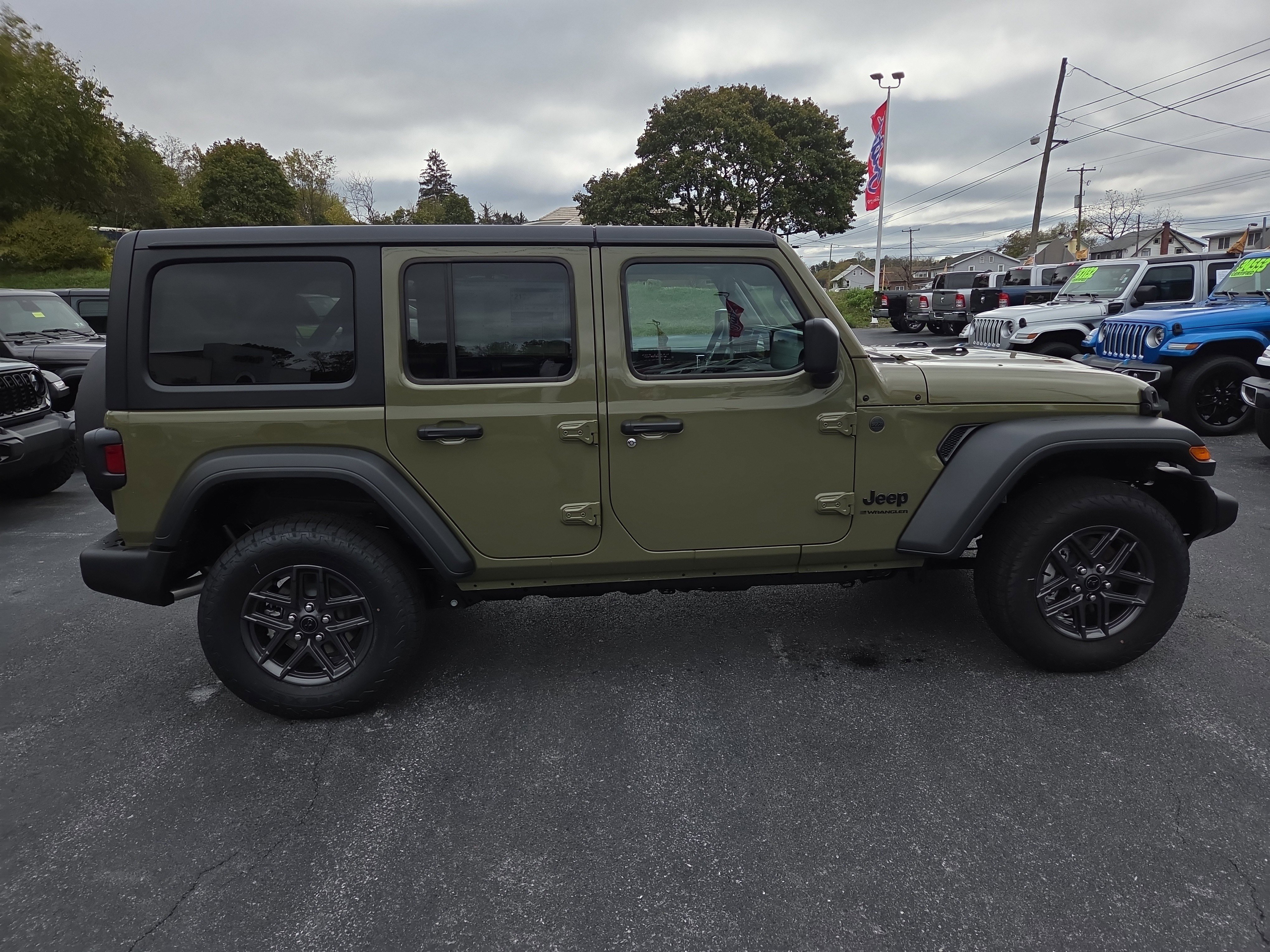 New 2026 Jeep Wrangler Unlimited Sport AWD/4WD image 2
