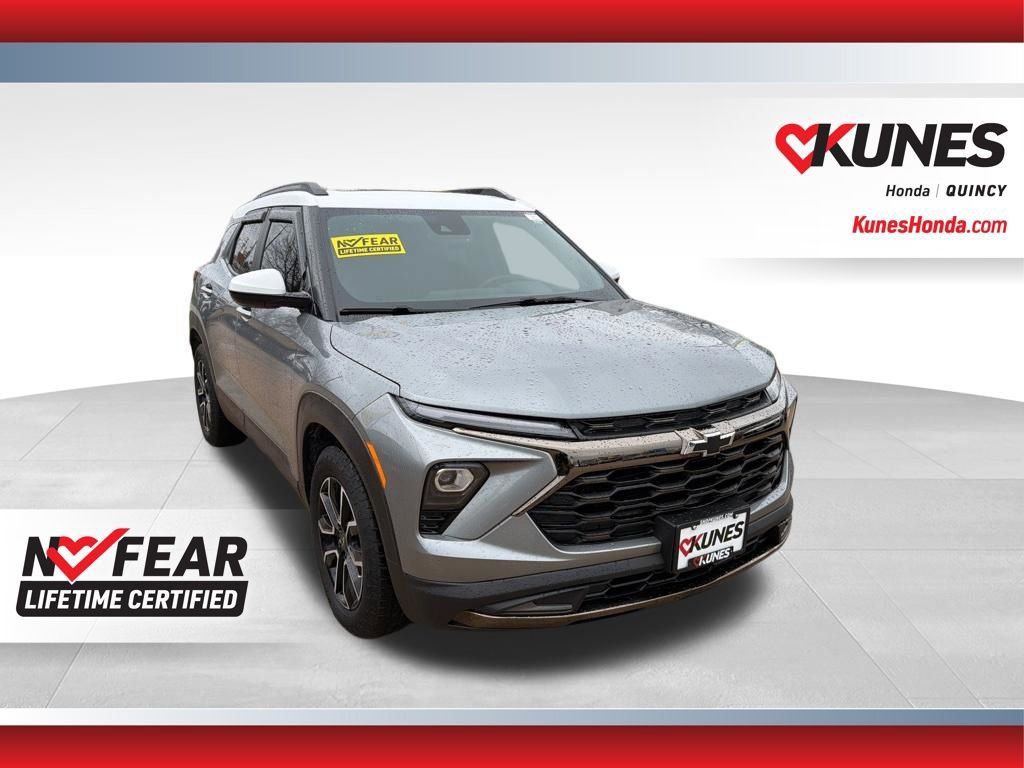 Used 2025 Chevrolet TrailBlazer ACTIV w/ Convenience Package image 1