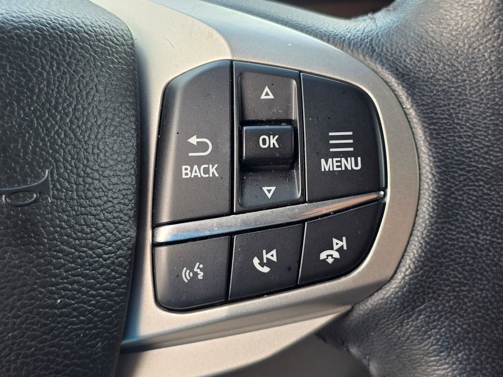 Used 2023 Ford Explorer Limited AWD/4WD image 21