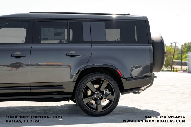 New 2026 Land Rover Defender 130 X-Dynamic SE AWD/4WD image 11