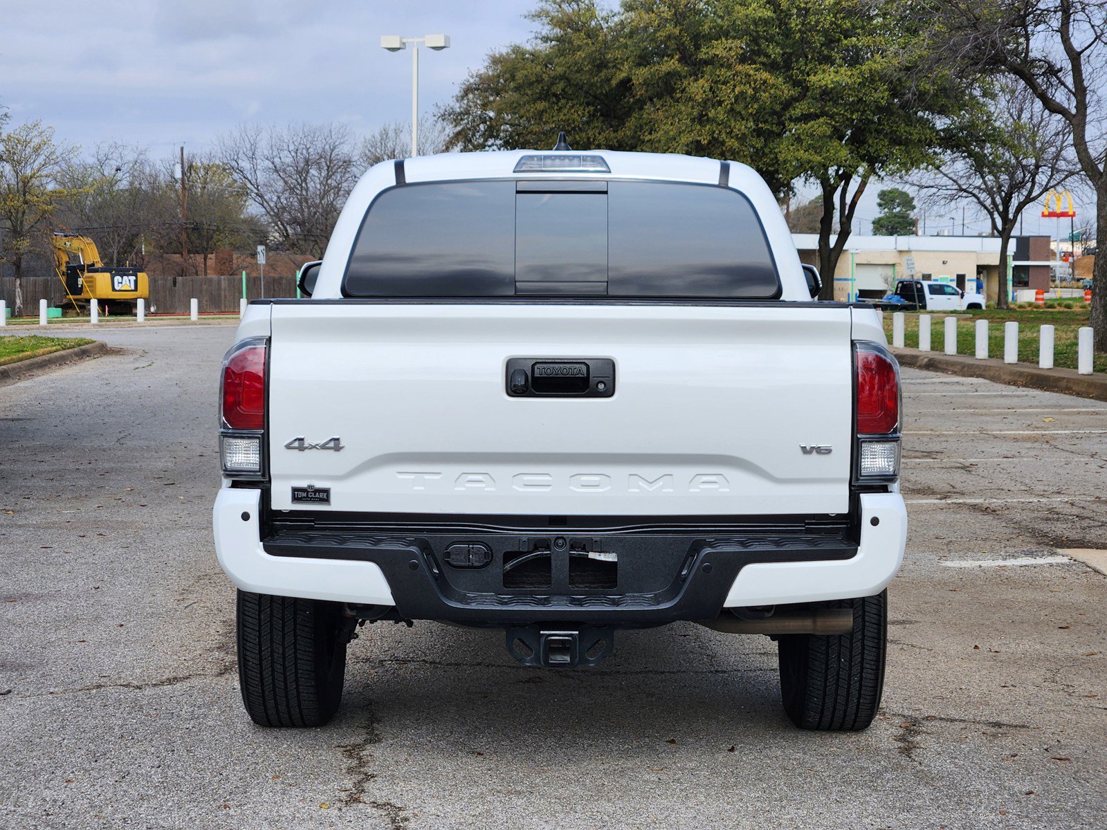 Used 2023 Toyota Tacoma Limited AWD/4WD image 33