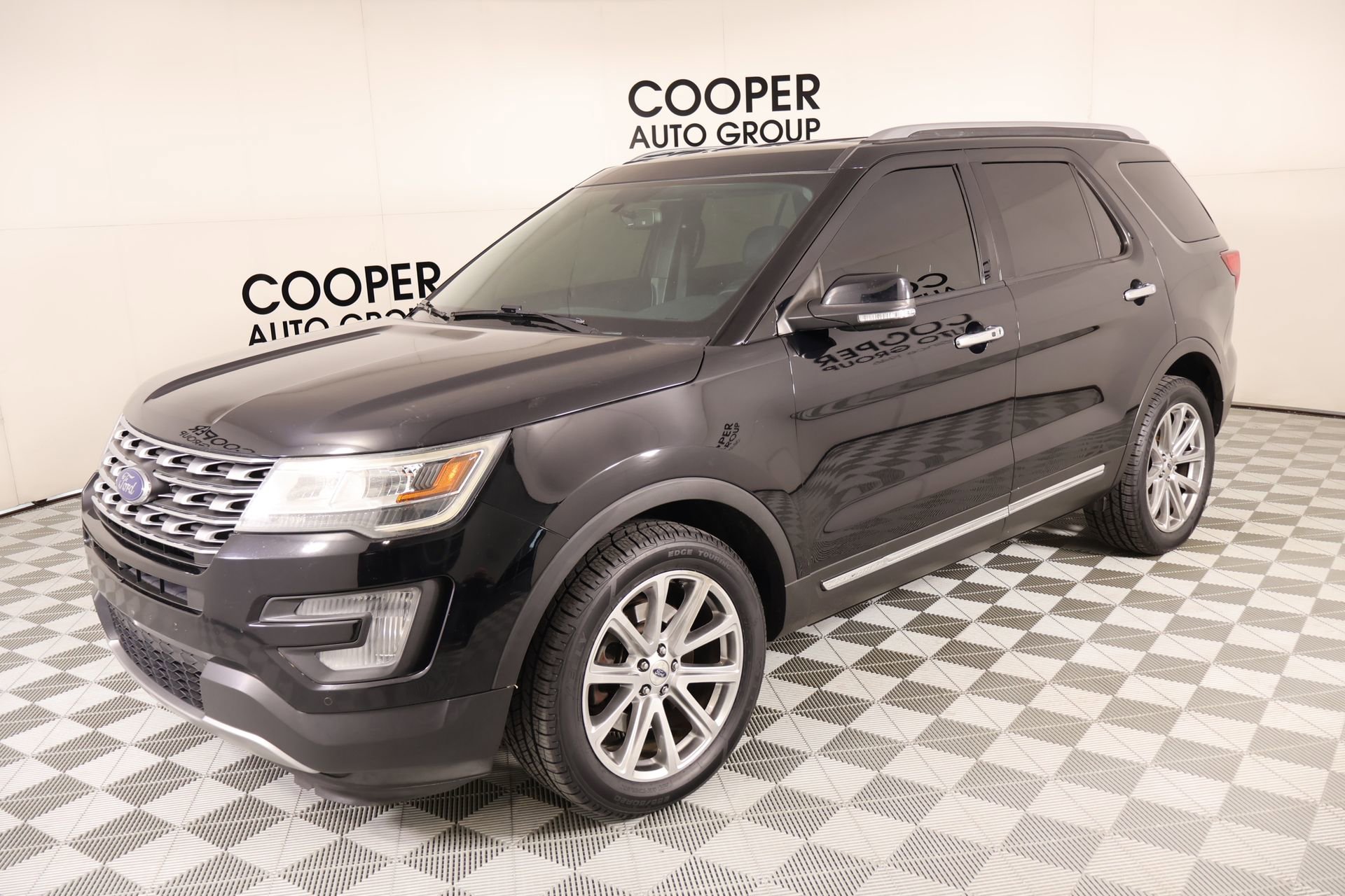 Used 2017 Ford Explorer Limited AWD/4WD image 11