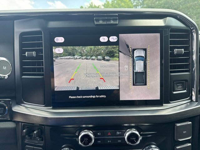 New 2025 Ford F250 Lariat w/ Chrome Package image 17