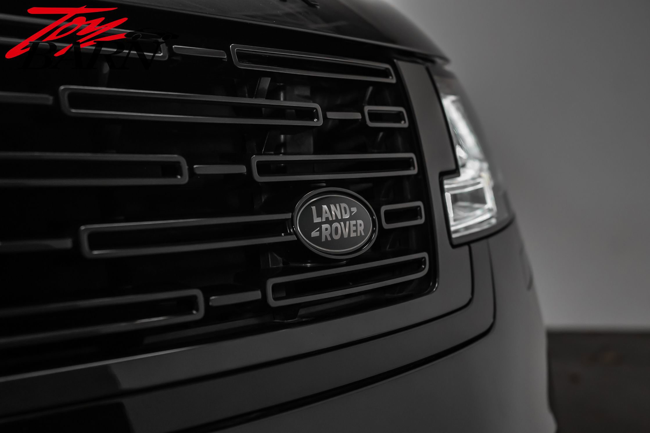 Used 2024 Land Rover Range Rover SE image 10