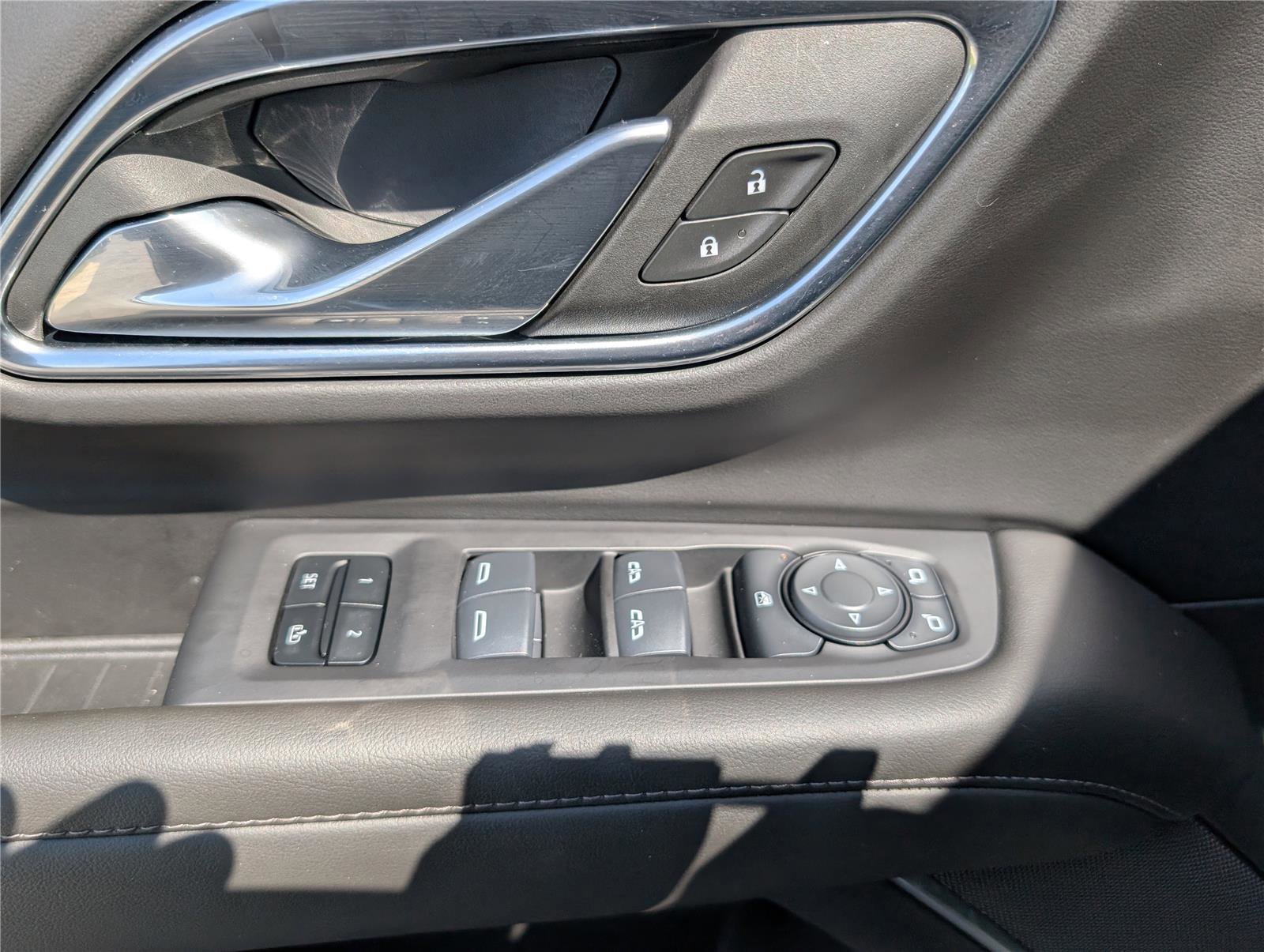 Used 2024 Chevrolet Suburban Z71 AWD/4WD image 22