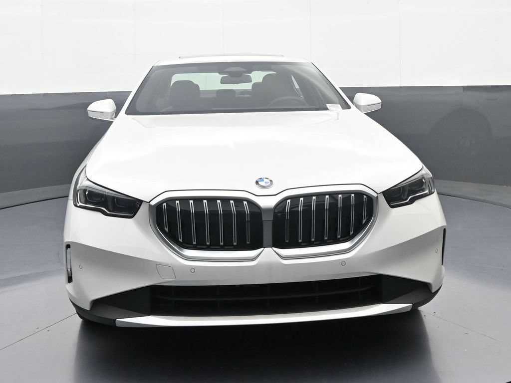 New 2027 BMW 530i xDrive w/ Premium Package AWD/4WD image 2