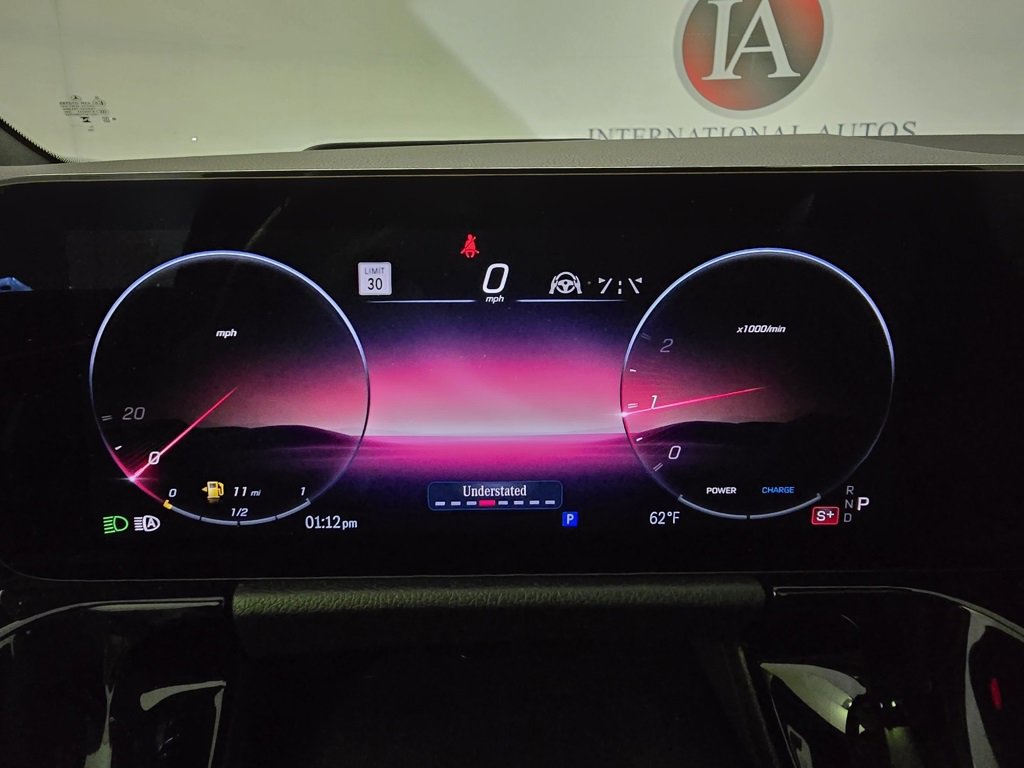 Used 2025 Mercedes-Benz GLA 35 AMG 4MATIC image 27