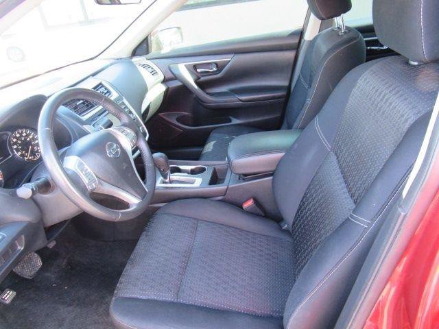 Used 2017 Nissan Altima 2.5 SV FWD image 9