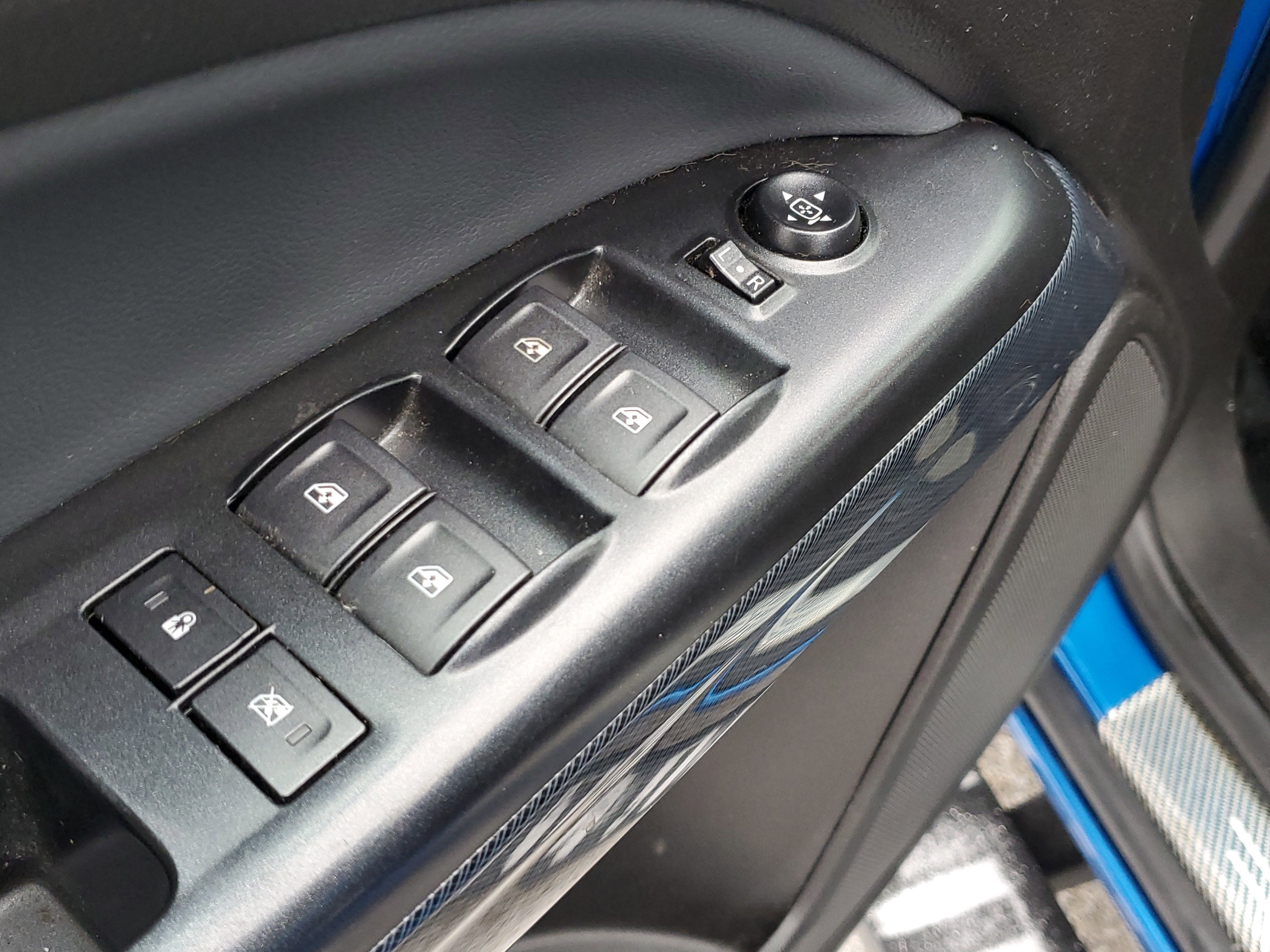 Used 2021 Chevrolet Colorado Z71 w/ Safety Package image 17