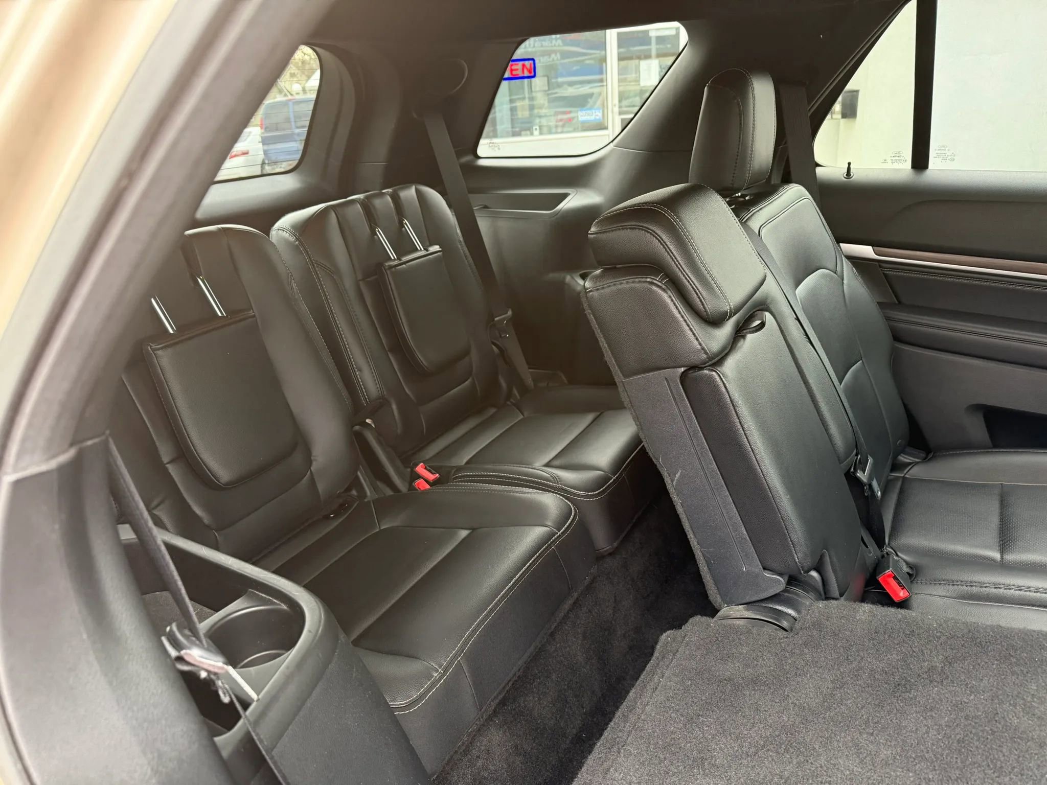 Used 2017 Ford Explorer Limited AWD/4WD image 12