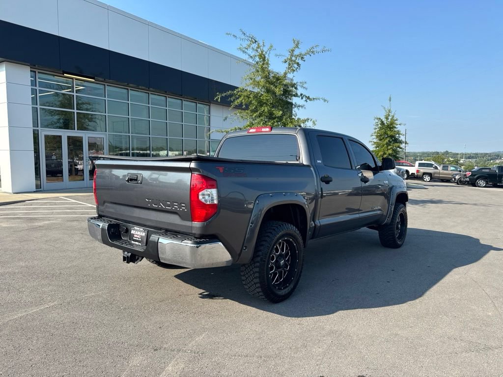 Used 2015 Toyota Tundra SR5 w/ SR5 Upgrade Package AWD/4WD image 10
