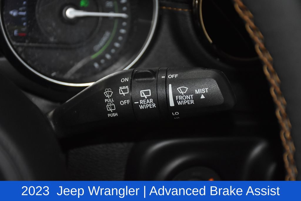 Used 2023 Jeep Wrangler Unlimited Sahara AWD/4WD image 14