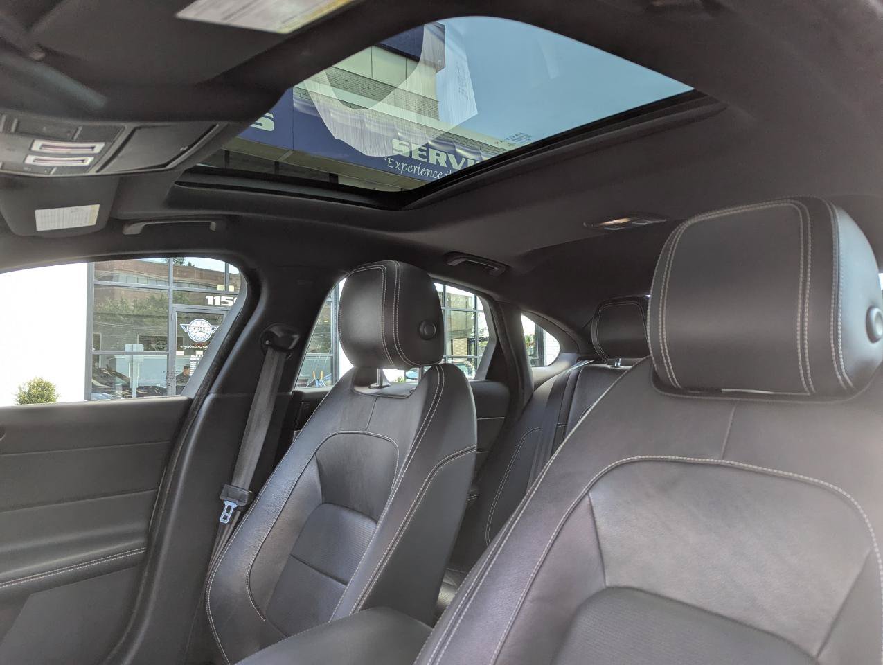 Used 2016 Jaguar XF R-Sport AWD/4WD image 31