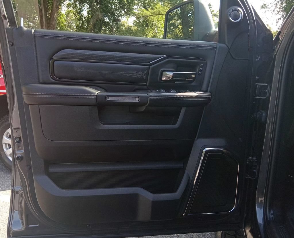 Used 2023 RAM 2500 Limited AWD/4WD image 16
