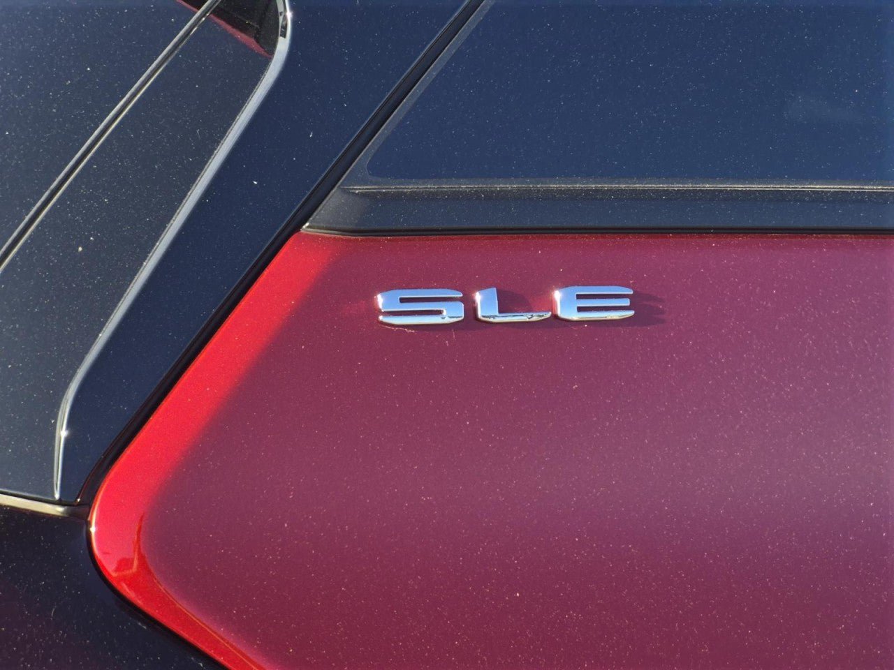 Certified 2022 GMC Terrain SLE w/ Driver Convenience Package FWD image 8