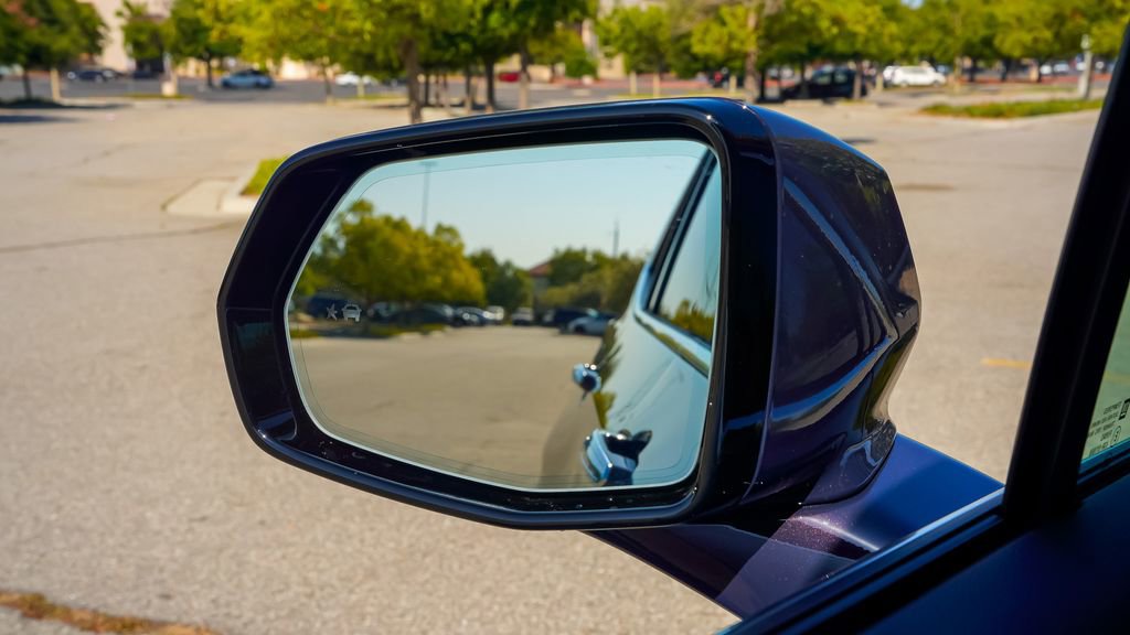 Used 2025 Cadillac XT6 Luxury FWD image 27