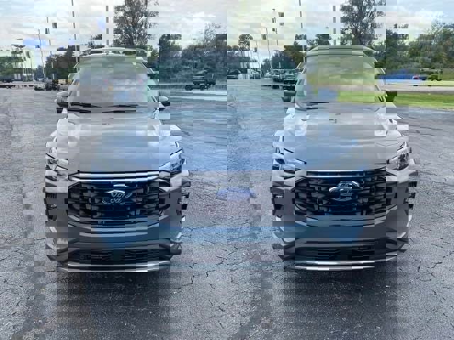 New 2024 Ford Escape Platinum w/ Premium Technology Package image 10