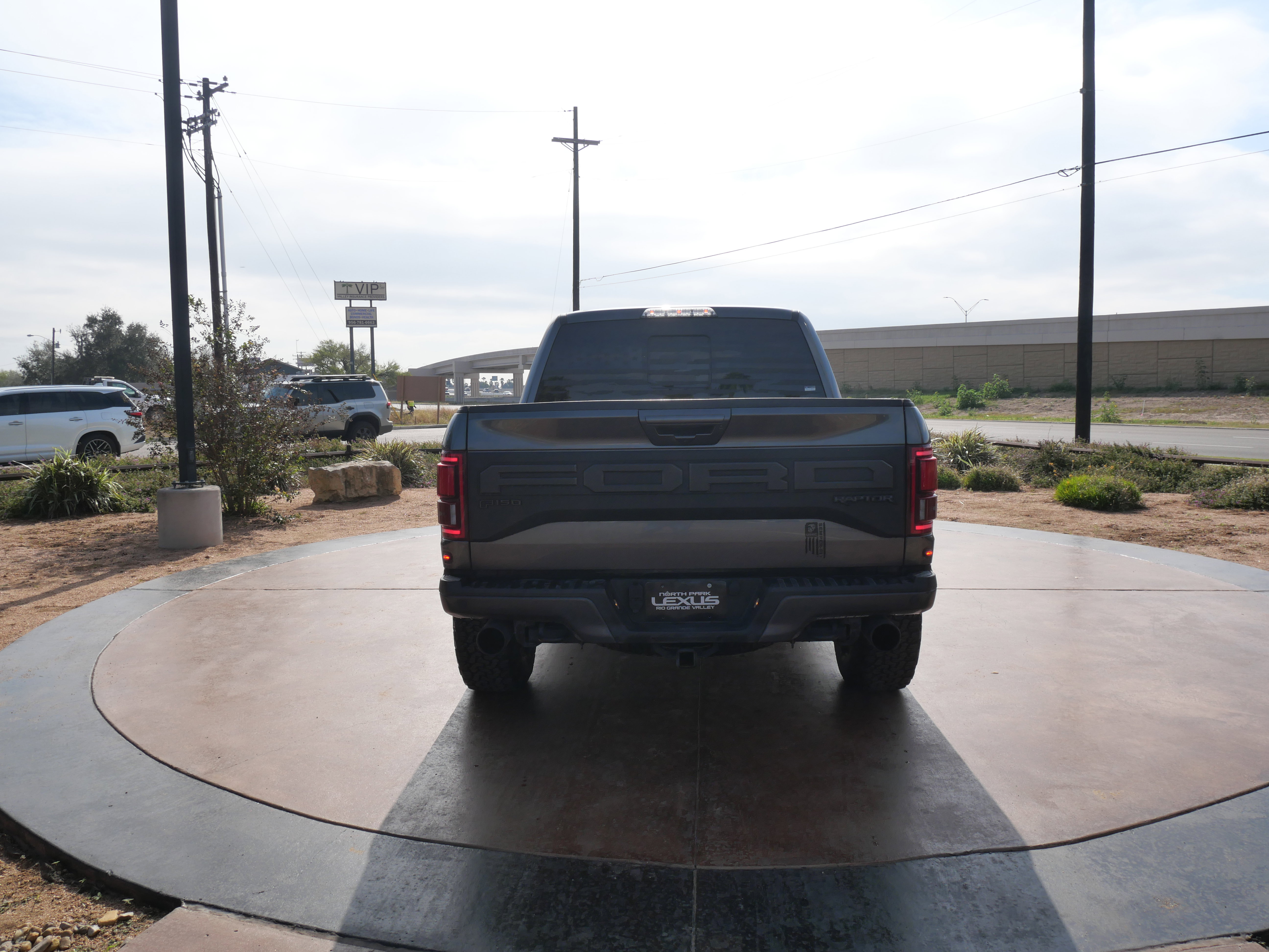 Used 2020 Ford F150 Raptor w/ Equipment Group 802A Luxury image 3