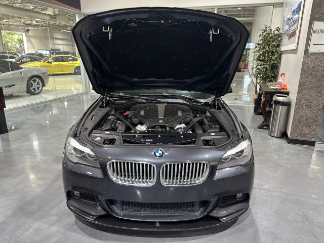 Used 2013 BMW 550i Sedan RWD image 24