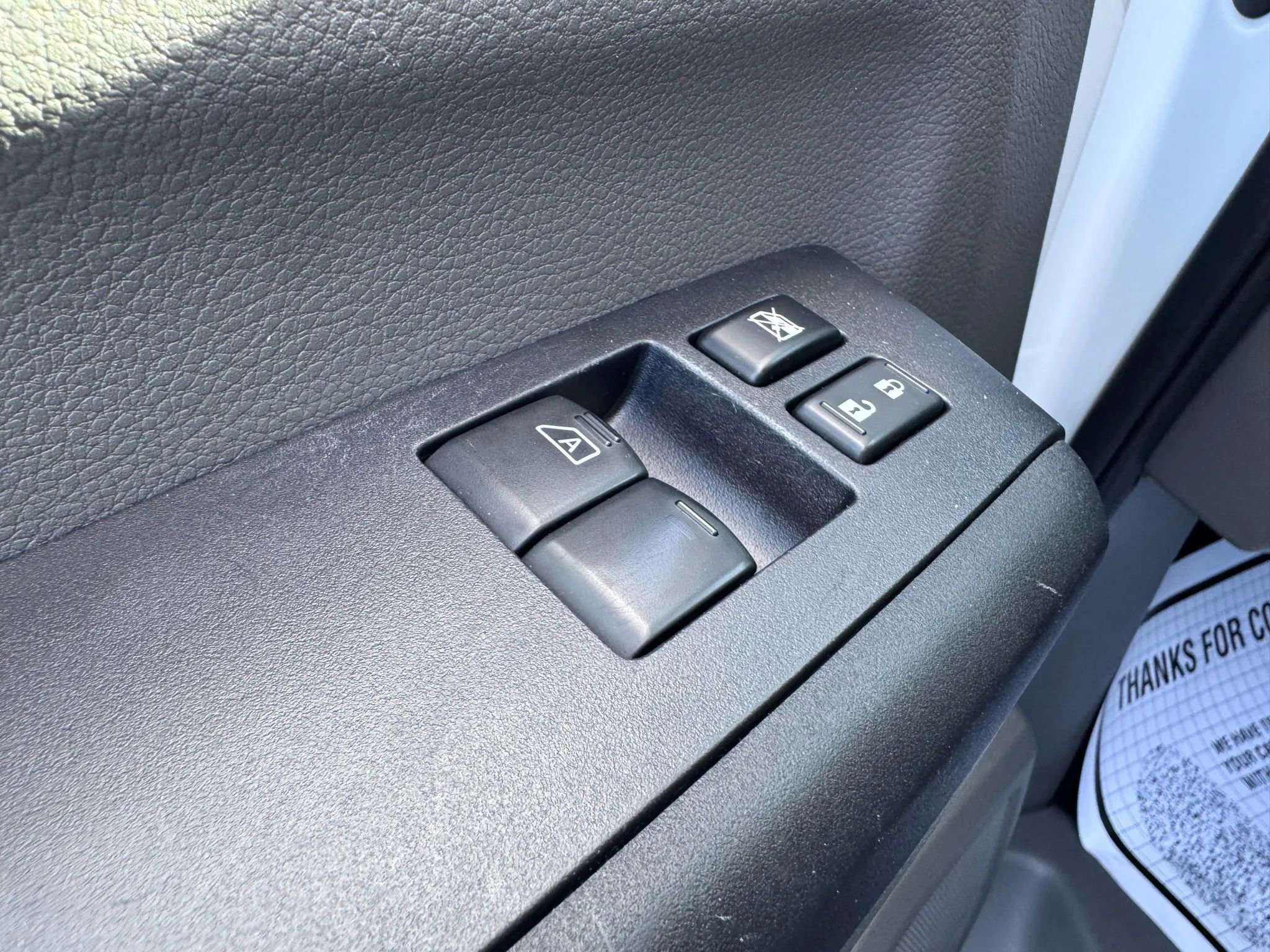 Used 2018 Nissan NV 3500 S image 20