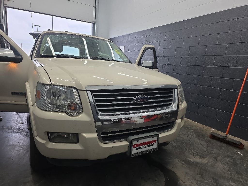 Used 2007 Ford Explorer Limited RWD image 1
