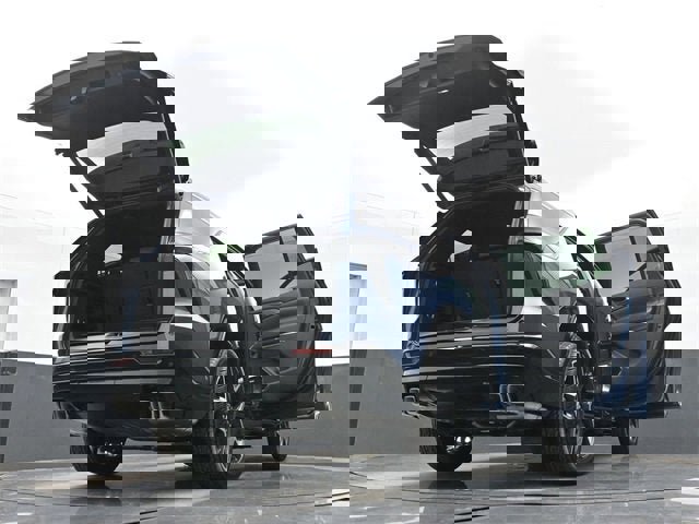 New 2026 Chevrolet Traverse High Country w/ LPO, Floor Liner Package image 60