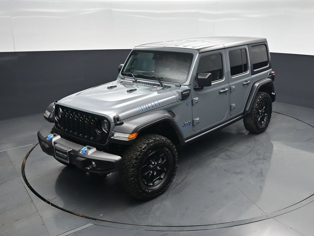 Used 2024 Jeep Wrangler Unlimited AWD/4WD image 36