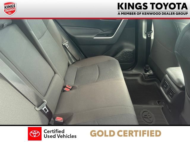 Used 2024 Toyota RAV4 LE AWD/4WD image 9