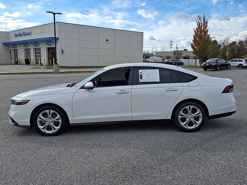 Used 2023 Honda Accord LX image 8
