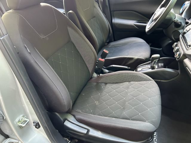 Used 2020 Nissan Kicks S FWD image 27